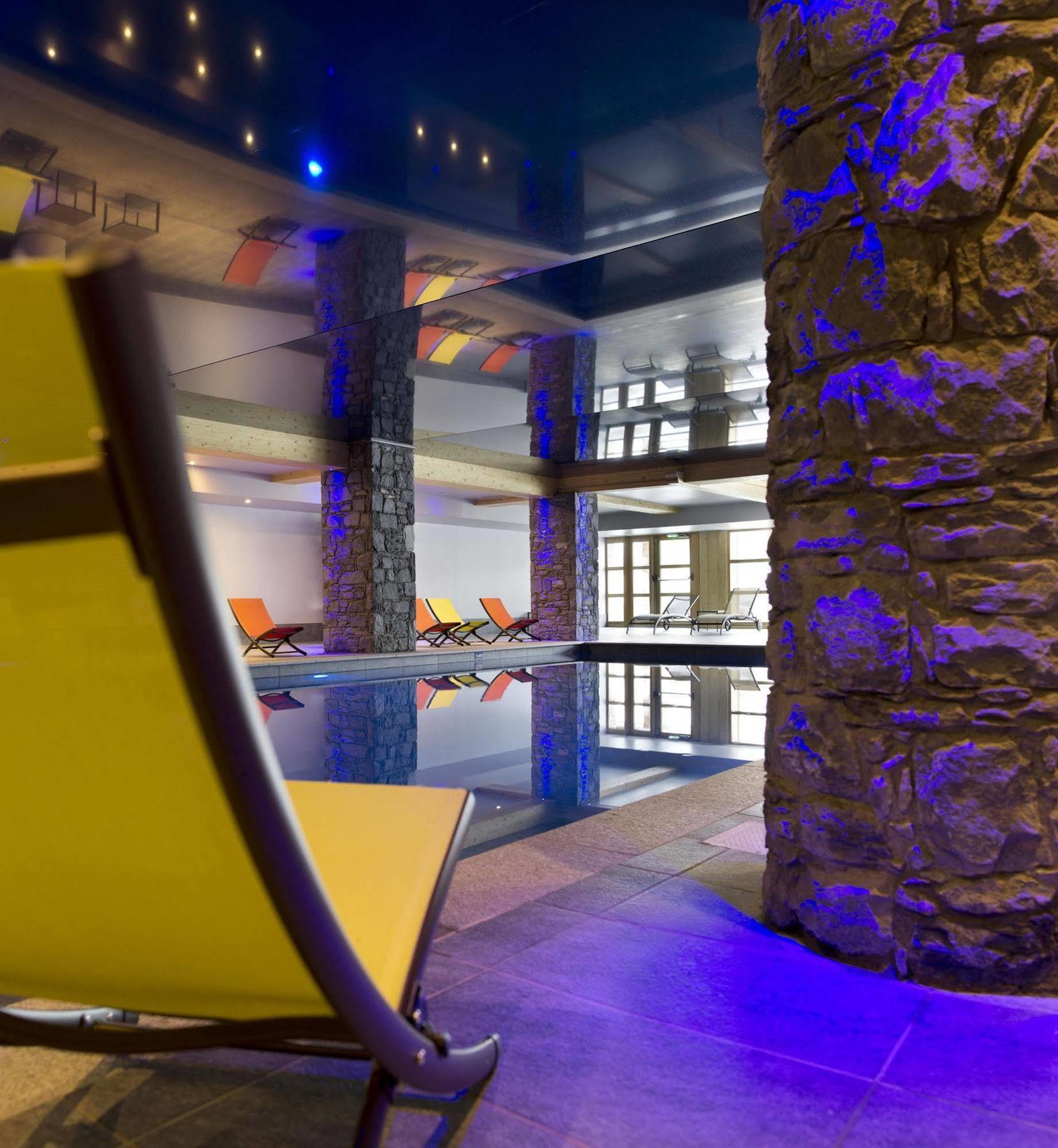 Cgh Residences & Spas Le Cristal De L'Alpe ラルプ・デュエ エクステリア 写真
